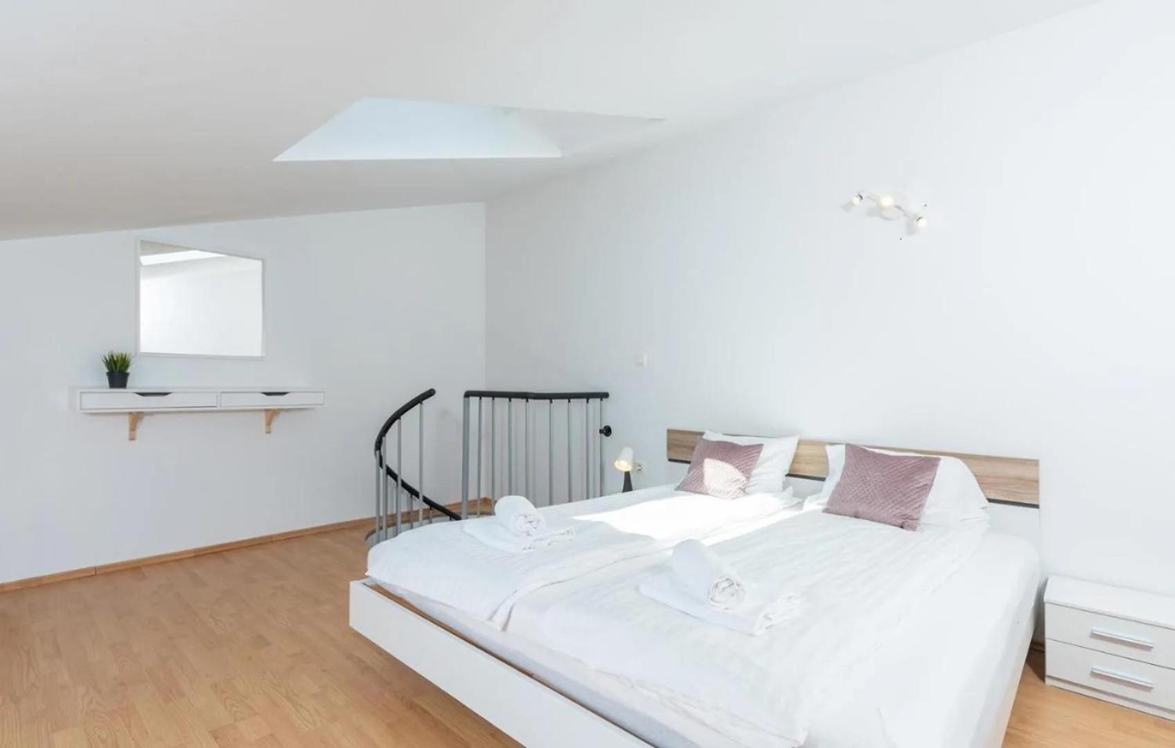Apartment Near The Center/Beach Pula Extérieur photo