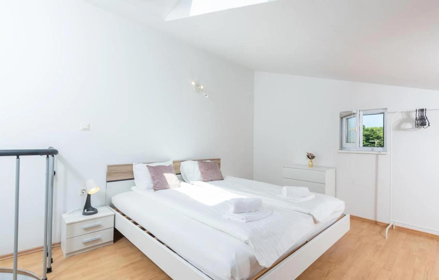 Apartment Near The Center/Beach Pula Extérieur photo